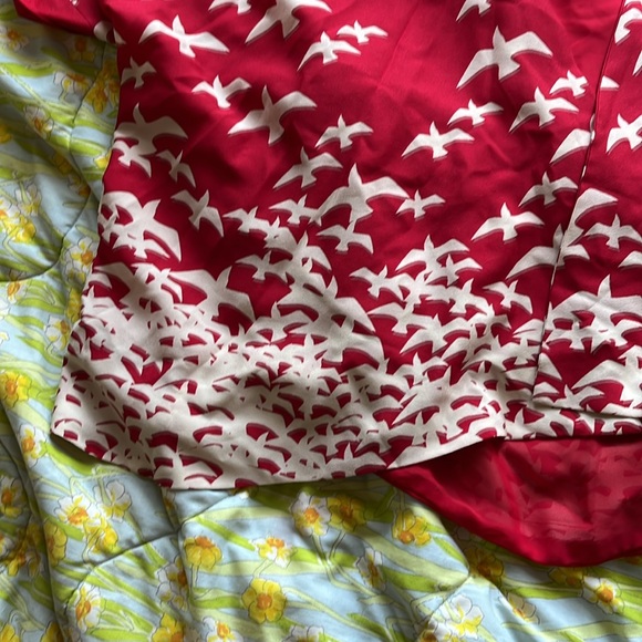 Anthropologie Pins and Needles red, cropped kimono with bird pattern Size M. - Picture 3 of 9